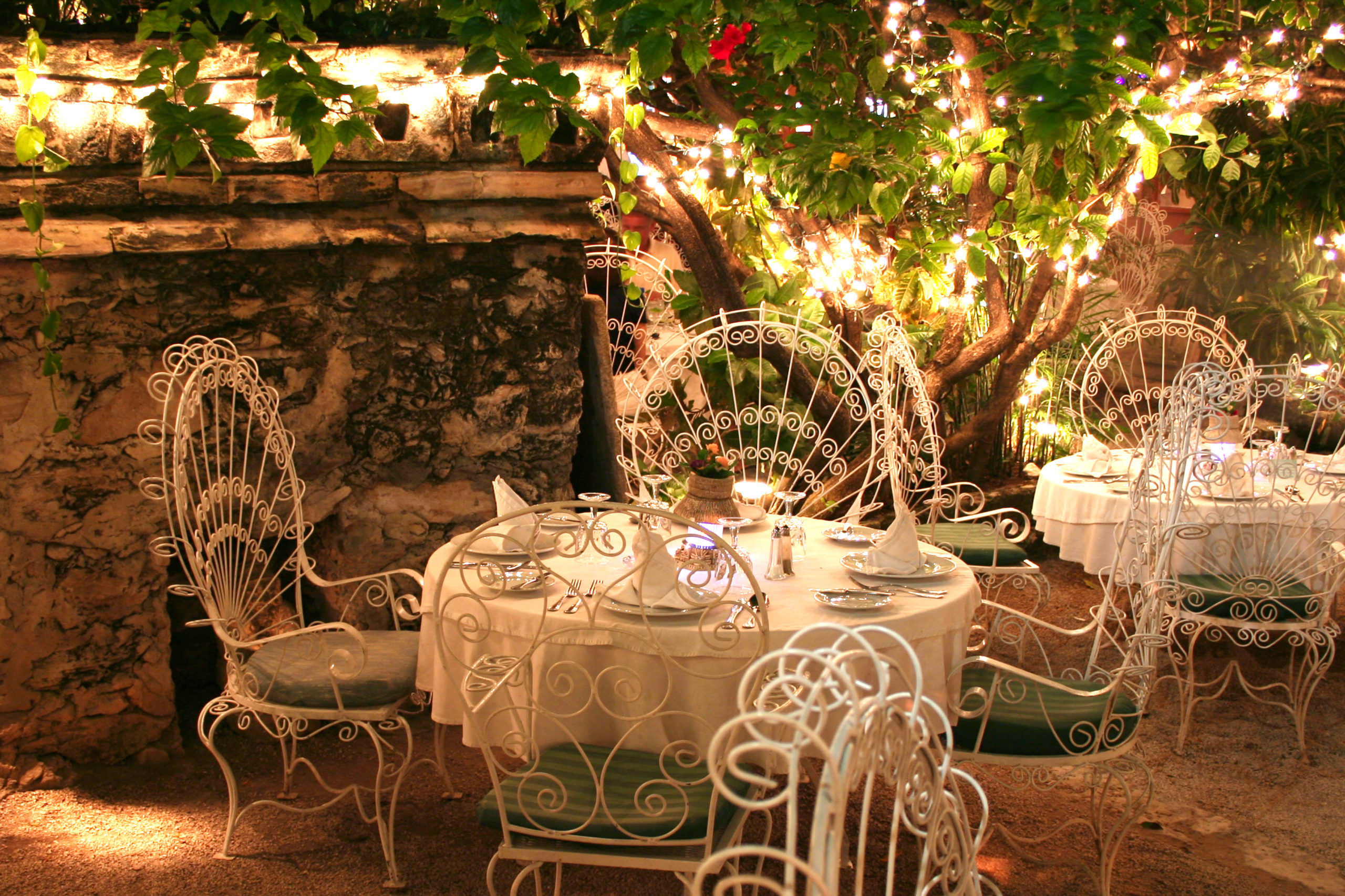 Interior de La Habichuela en Cancún